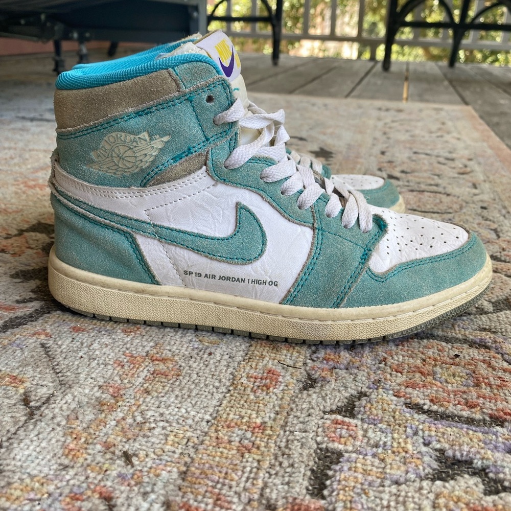 Jordan 1 Retro High ‘Turbo Green’ W7.5